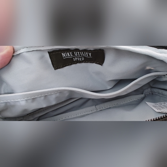 Nike utility speed hip pack/sling - Picture 4 of 4